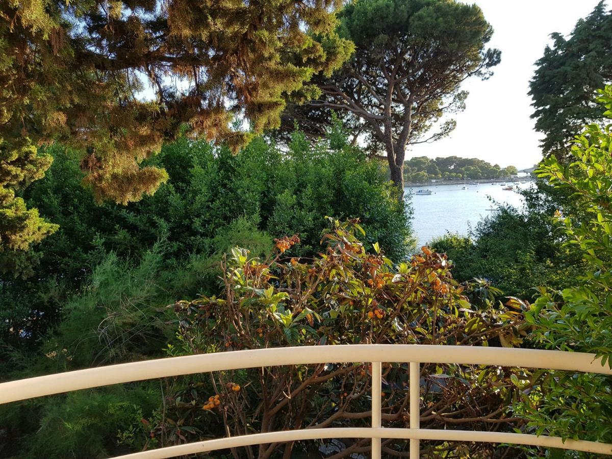 Mare Azzurro Apartments Pola Esterno foto