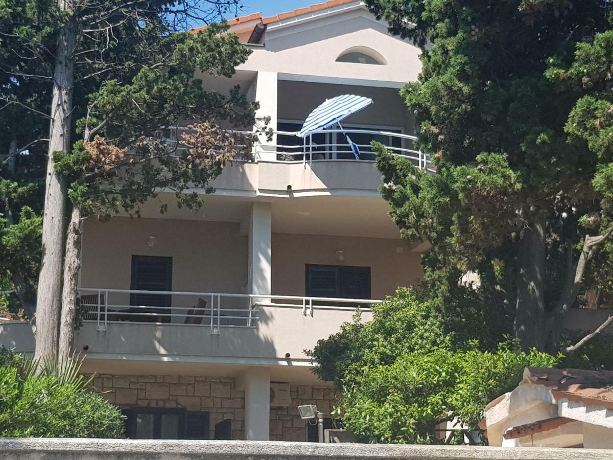Mare Azzurro Apartments Pola Esterno foto